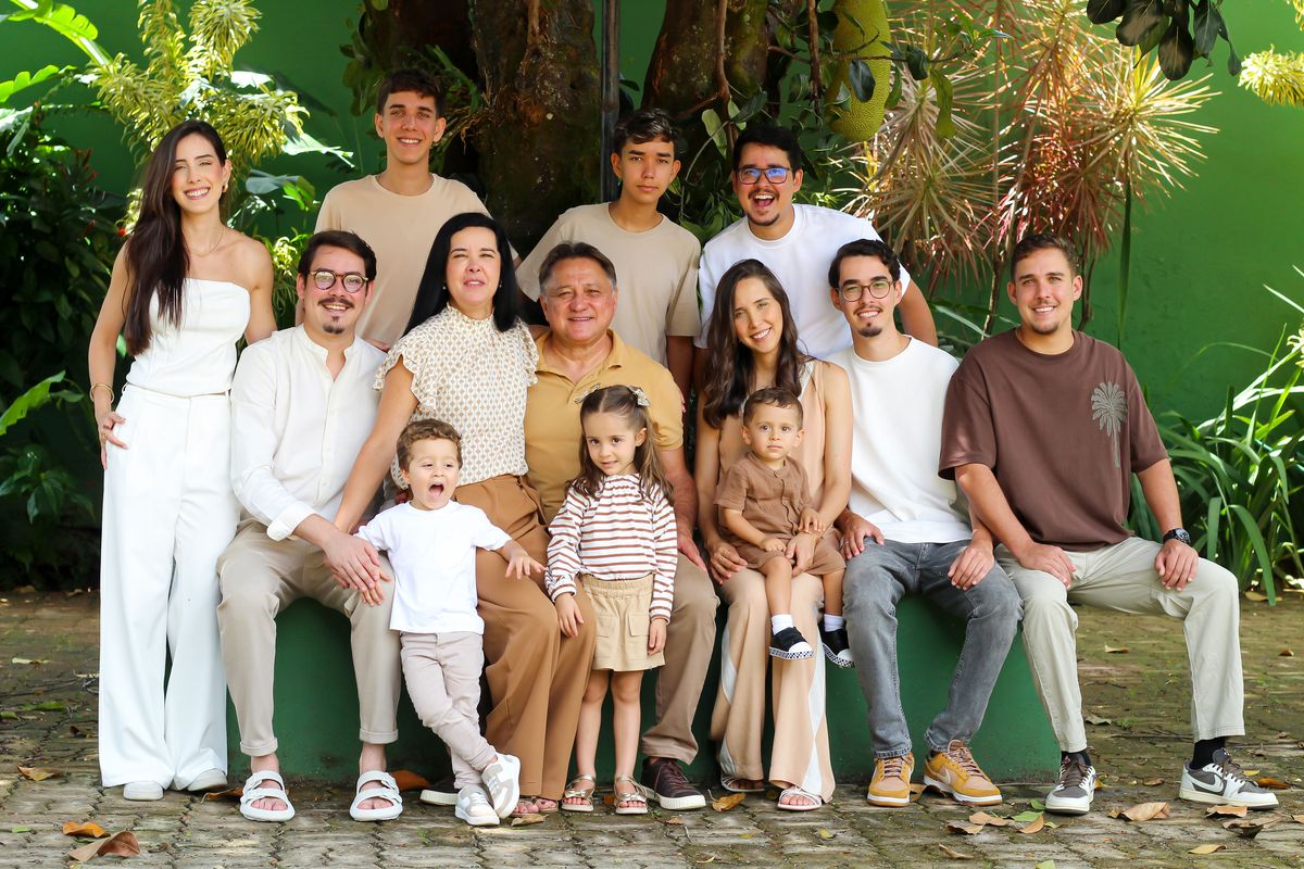 João Cardoso ao lado da família